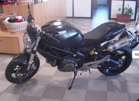 M696 2.jpg