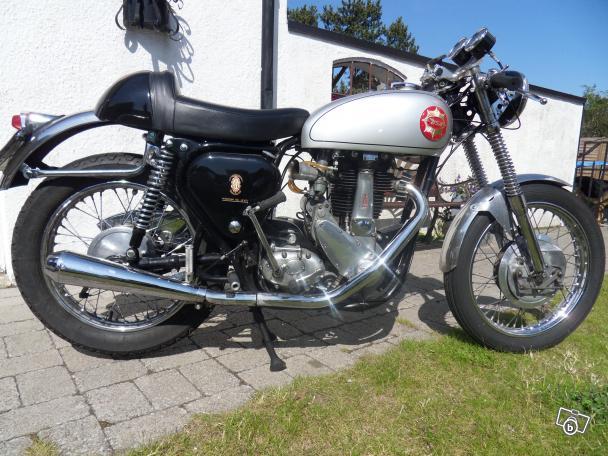 bsa b33.jpg