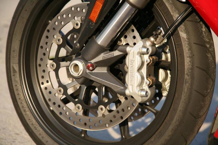 Ducati848_front_brakes.jpg